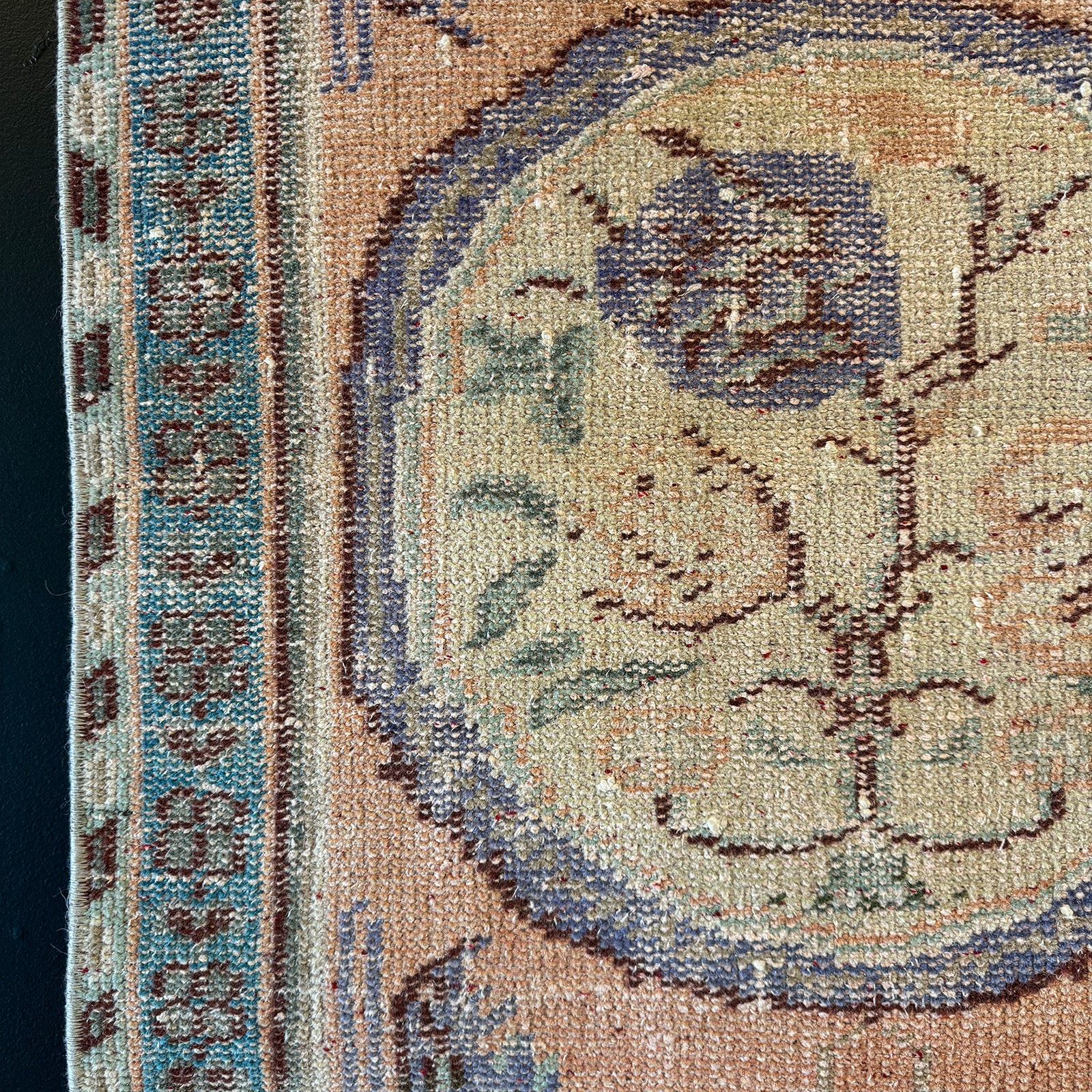 Vintage Rug No. 75