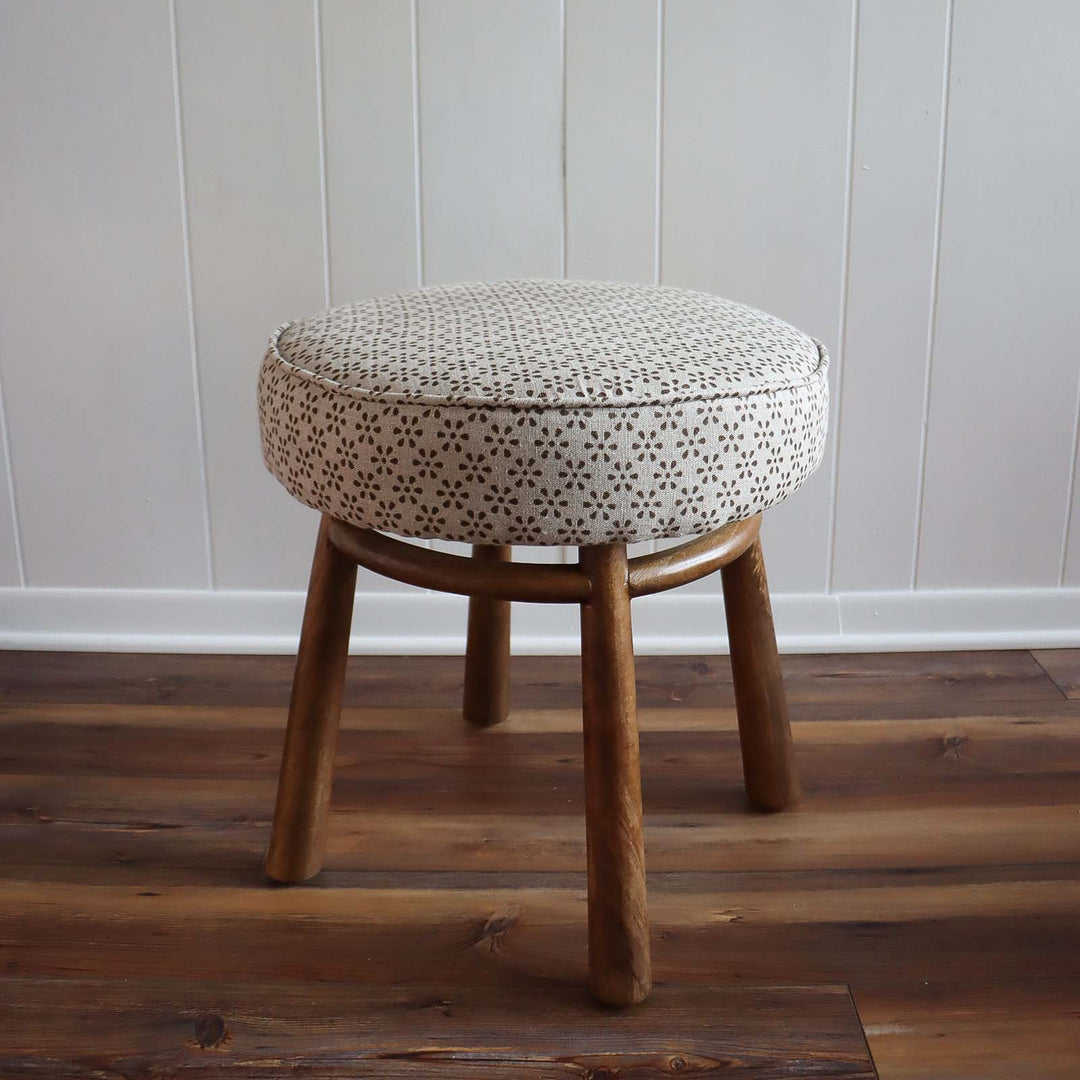 Eloise Callista Ottoman