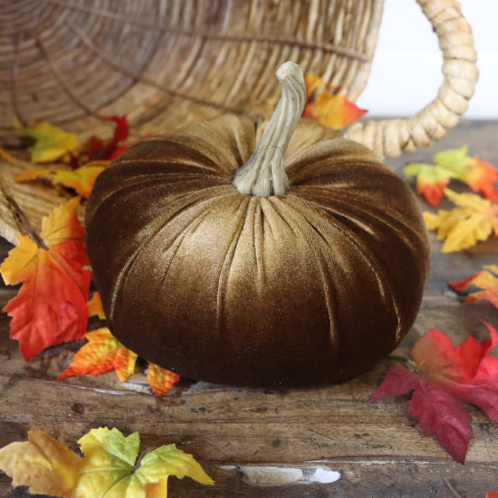 7.5" Velvet Pumpkin