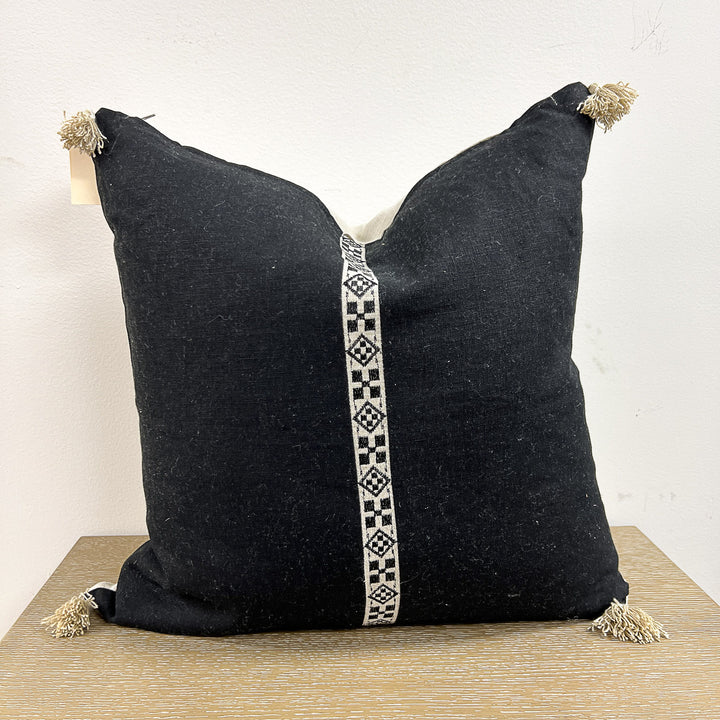 22" x 22" Pillow