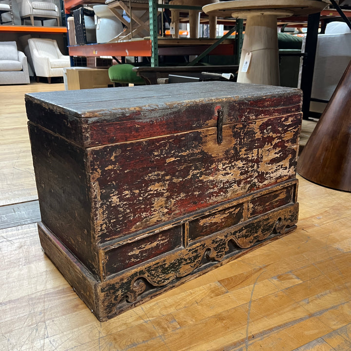 Orvieto Antique Trunk
