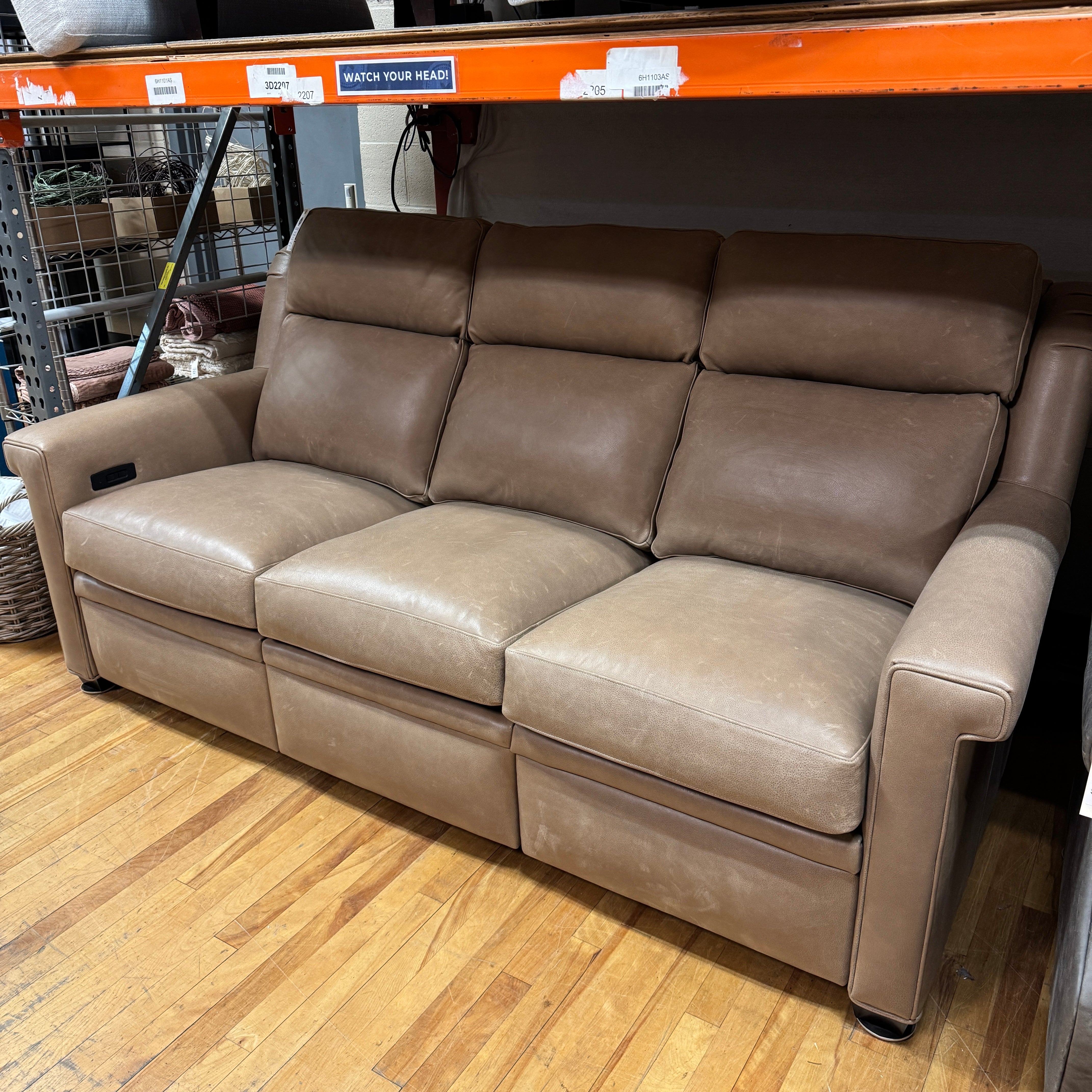 Oaklee 83" Reclining Sofa