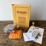 Vintage Bookshelf Board Game- Boggle