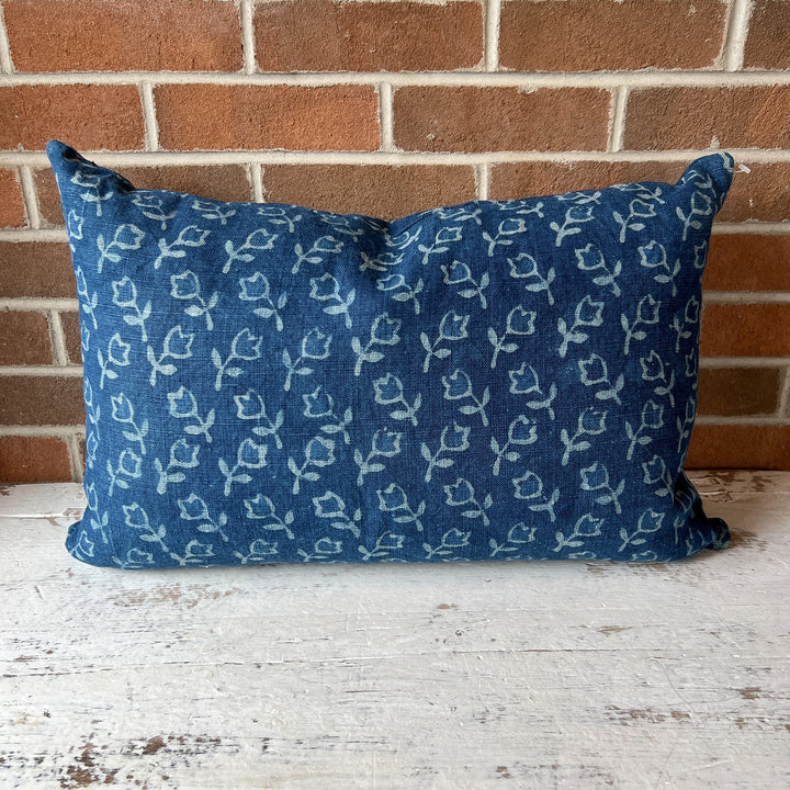 22" x 22" Pillow