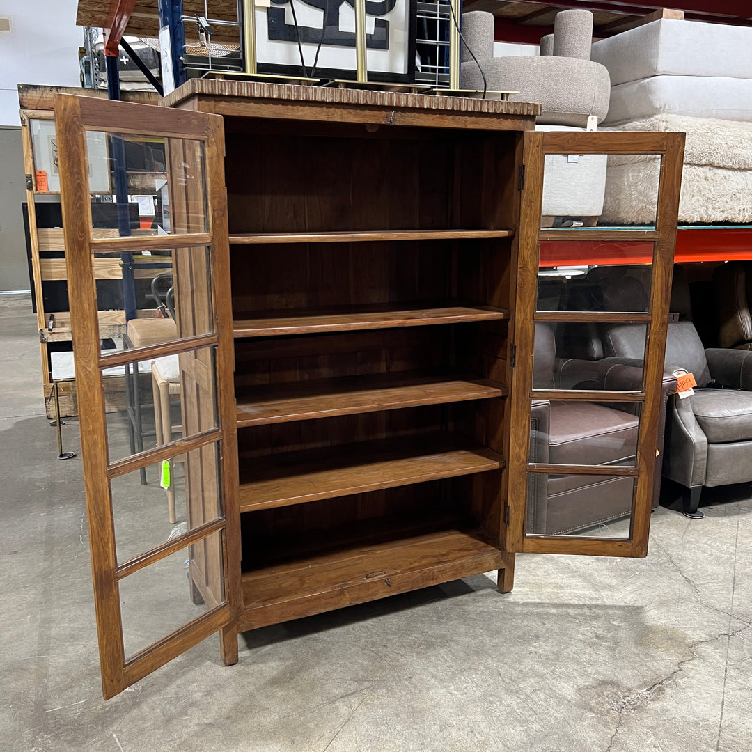 Charlie Cabinet
