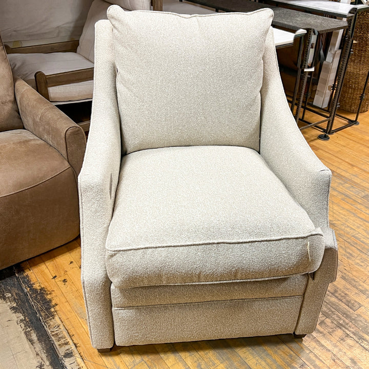 Kara Recliner
