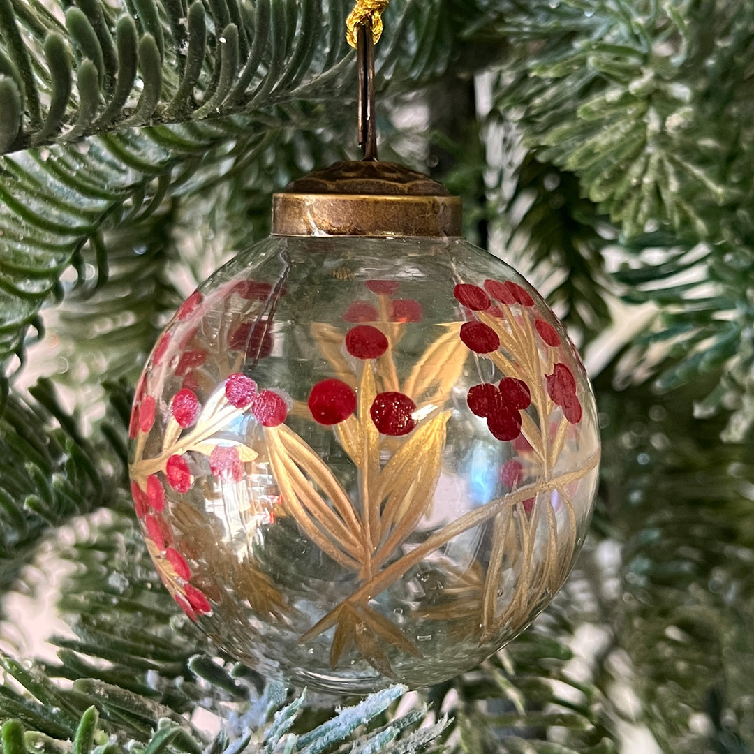 Etched Ornament w/ Berry