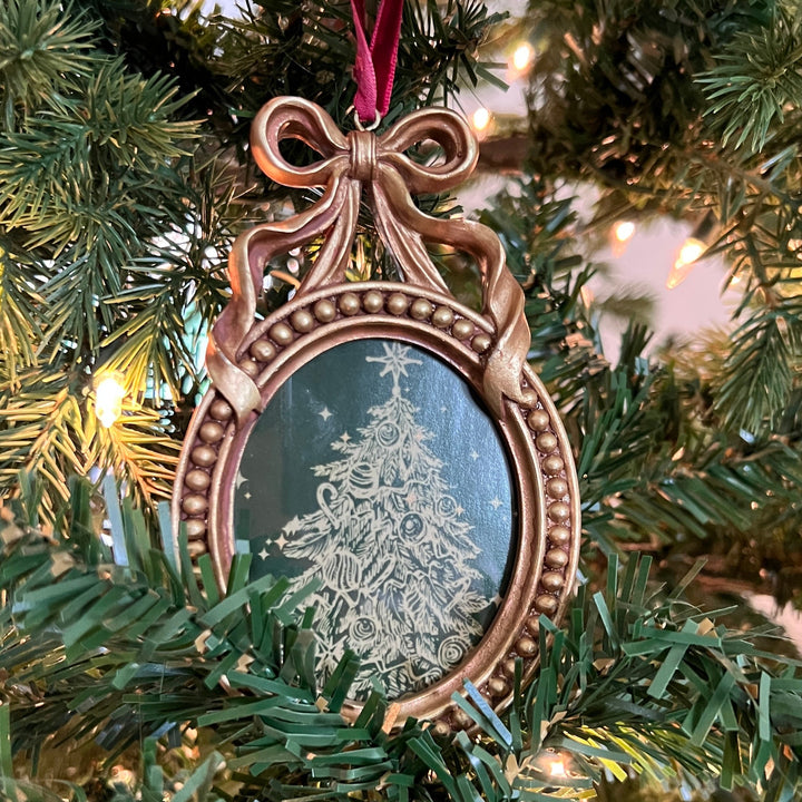 Gold Oval Ornament
