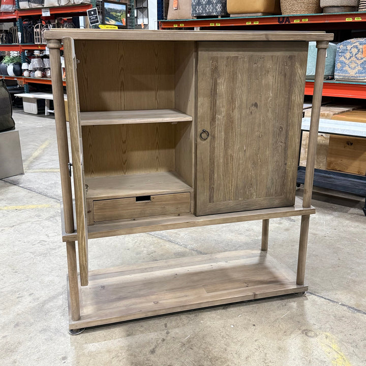 Mally Cabinet