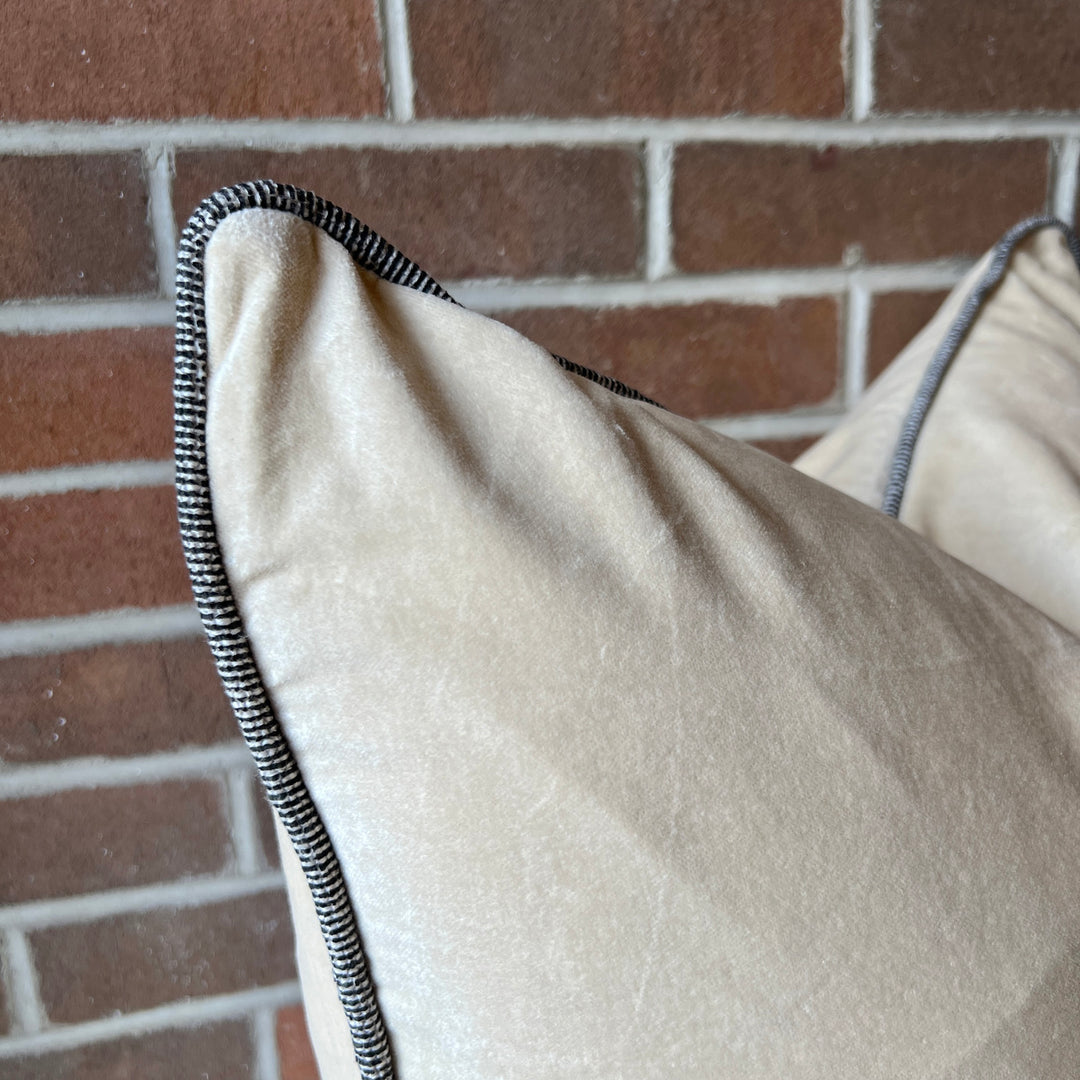 22" x 22" Pillow