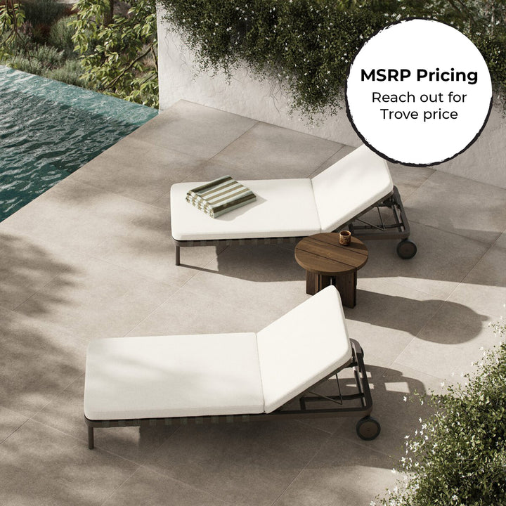 Reine Outdoor Chaise