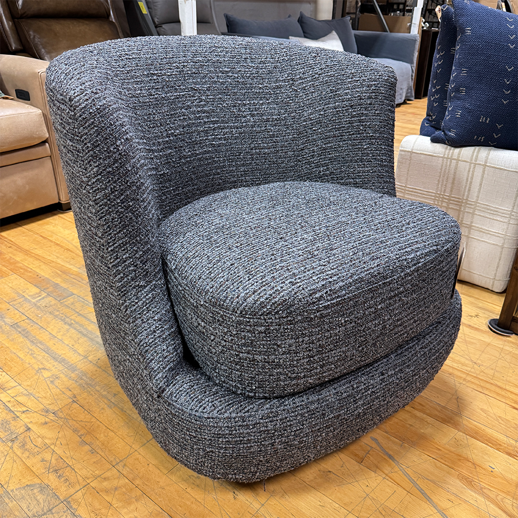 Suni Swivel Chair
