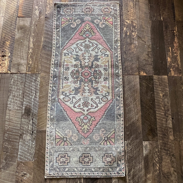Vintage Rug No. 48