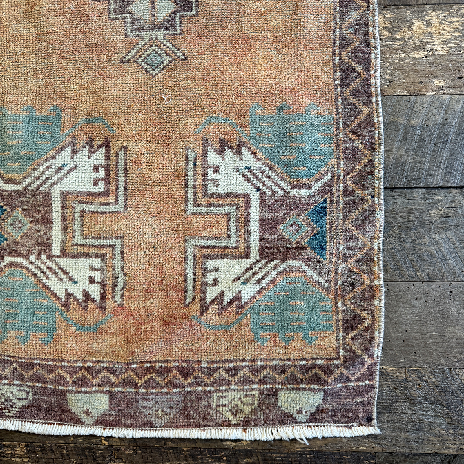 Vintage Rug No. 129