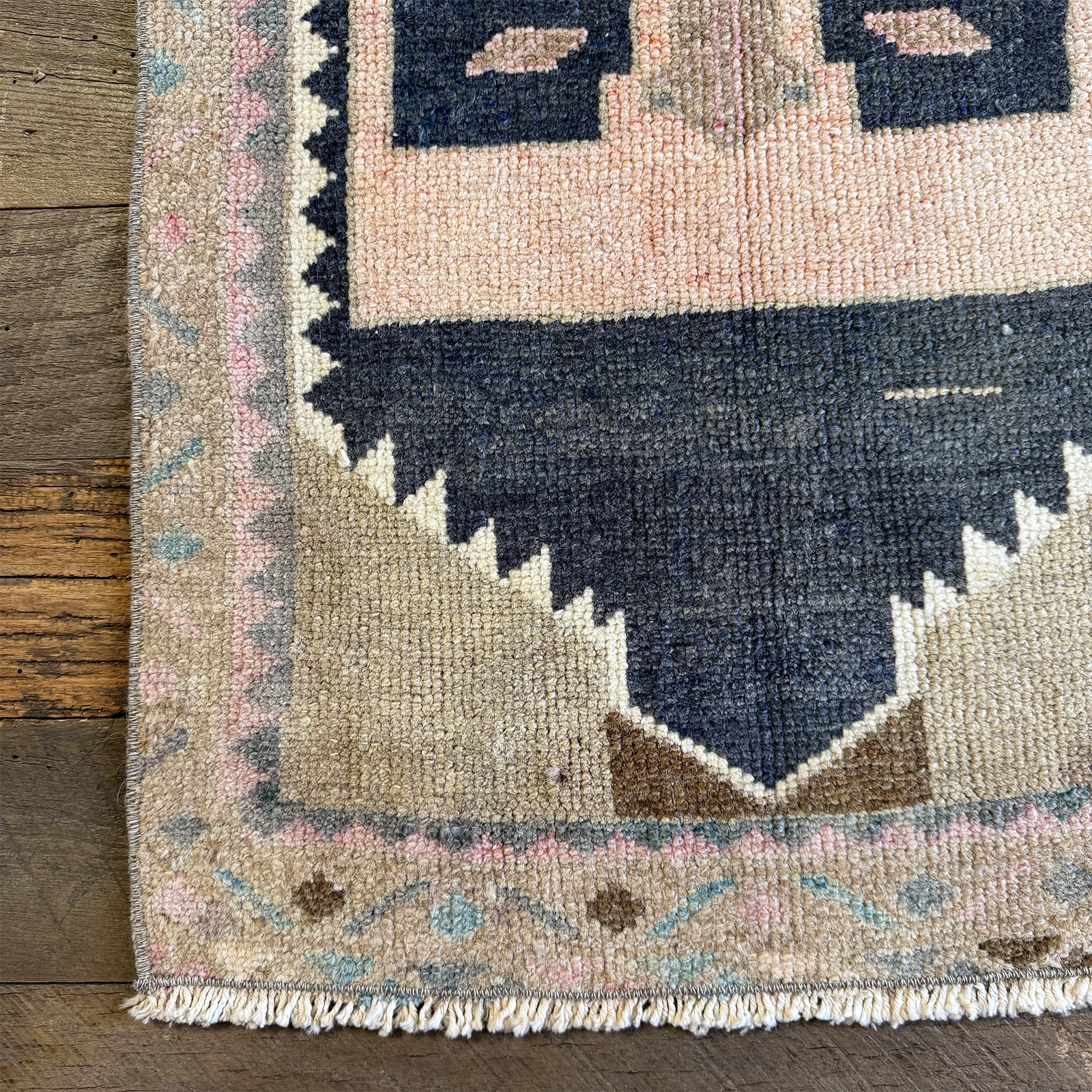 Vintage Rug No. 134