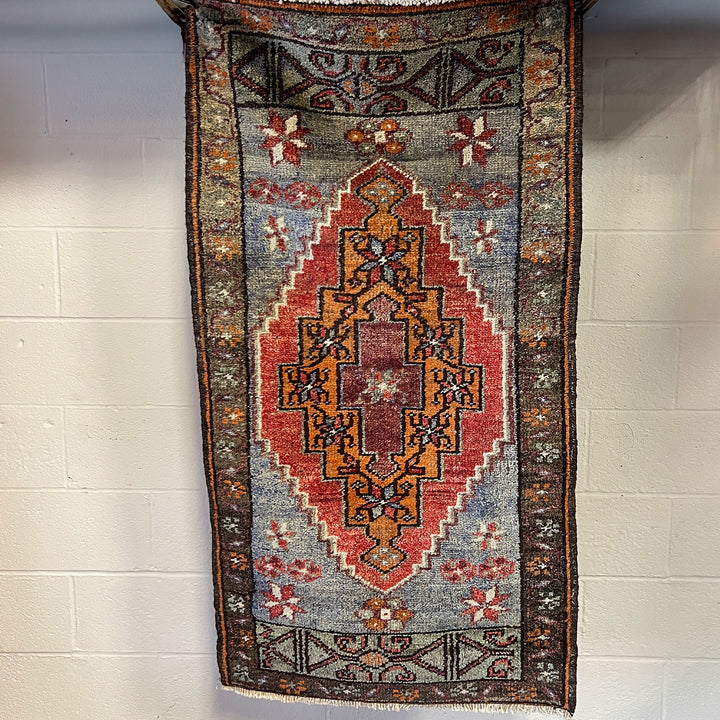 Vintage Rug No. 185
