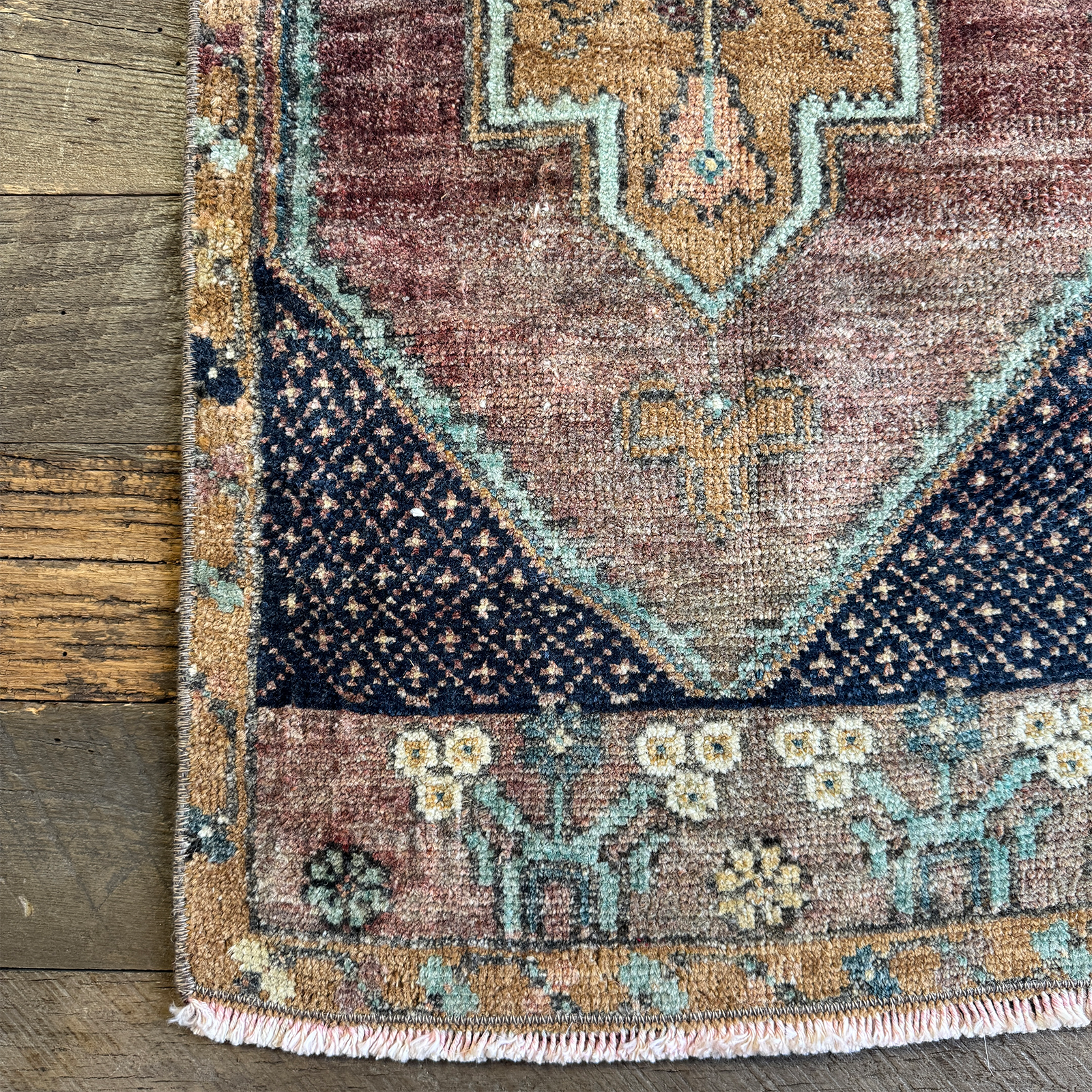 Vintage Rug No. 96