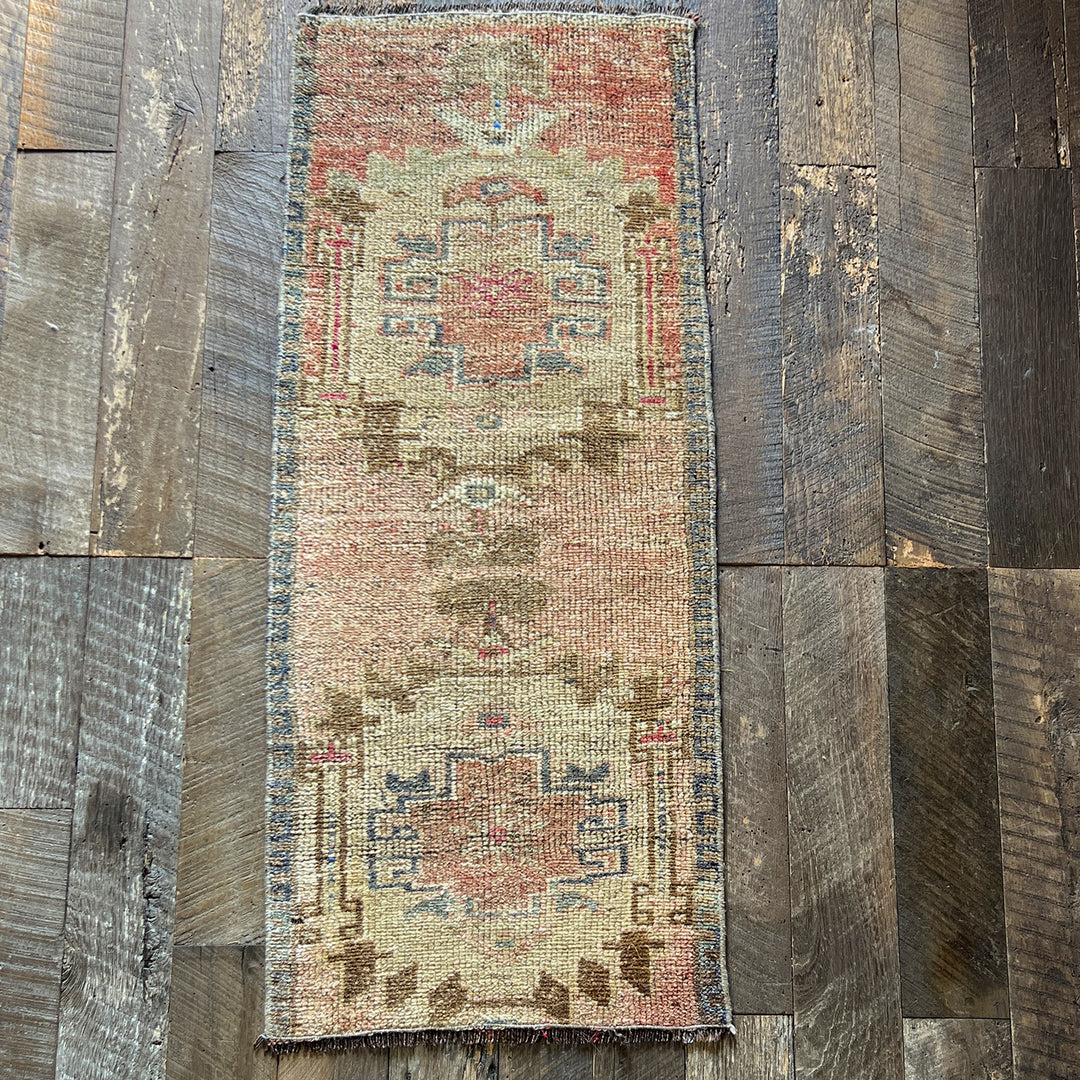Vintage Rug No. 46