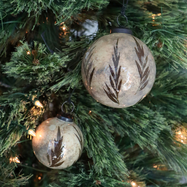 Laurel Ornament