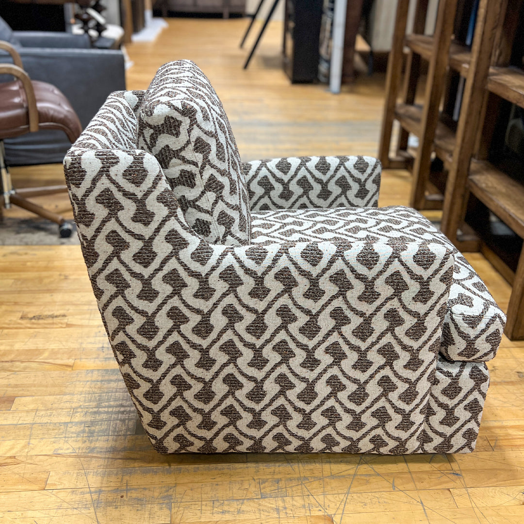Remington Swivel Chair