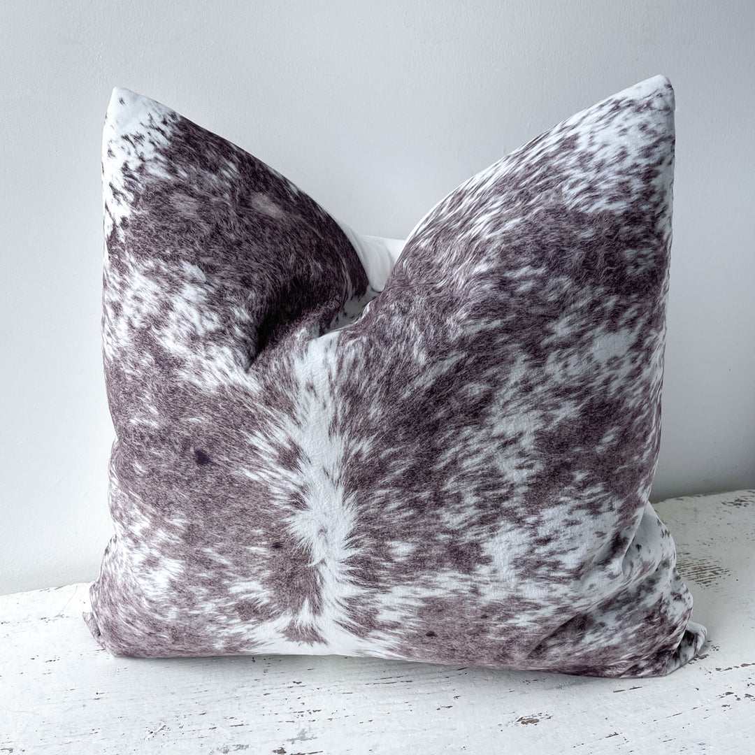 22" x 22" Pillow