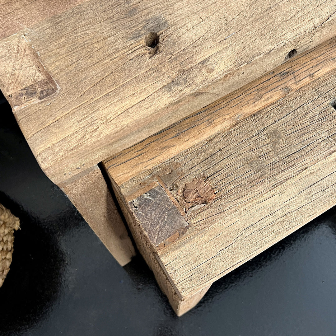 Dae Nesting Tables