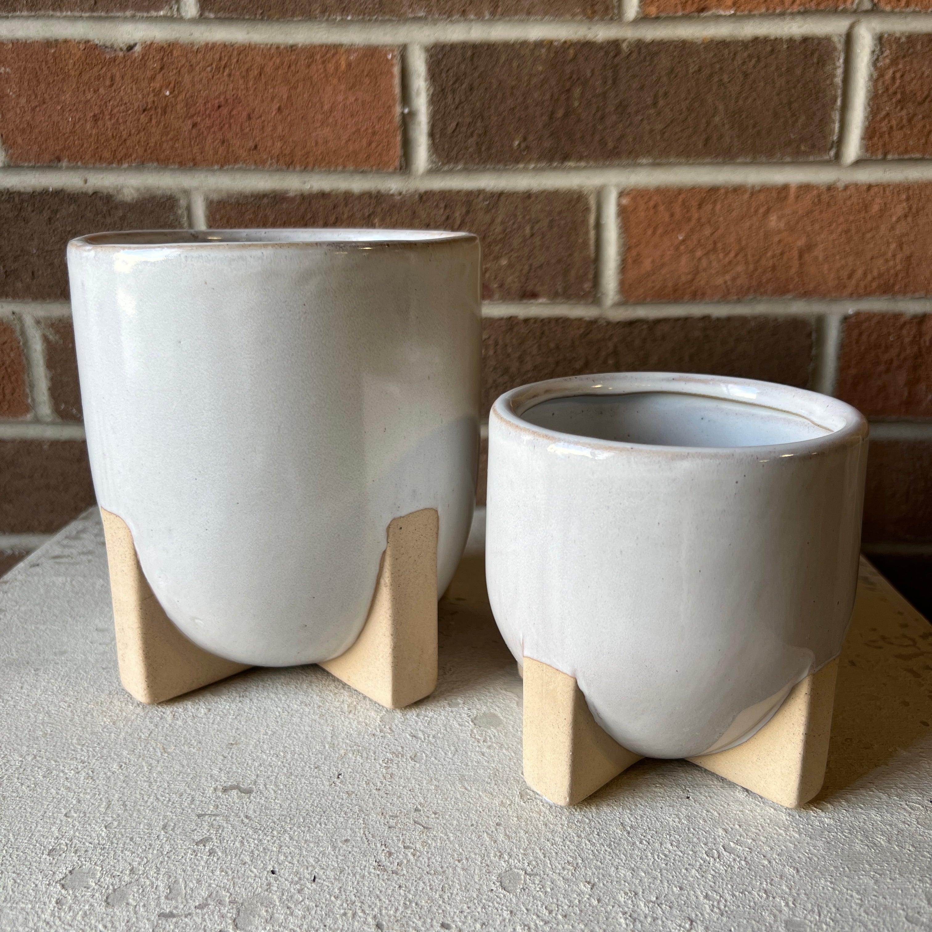 Ceramic Footed Mod Pot