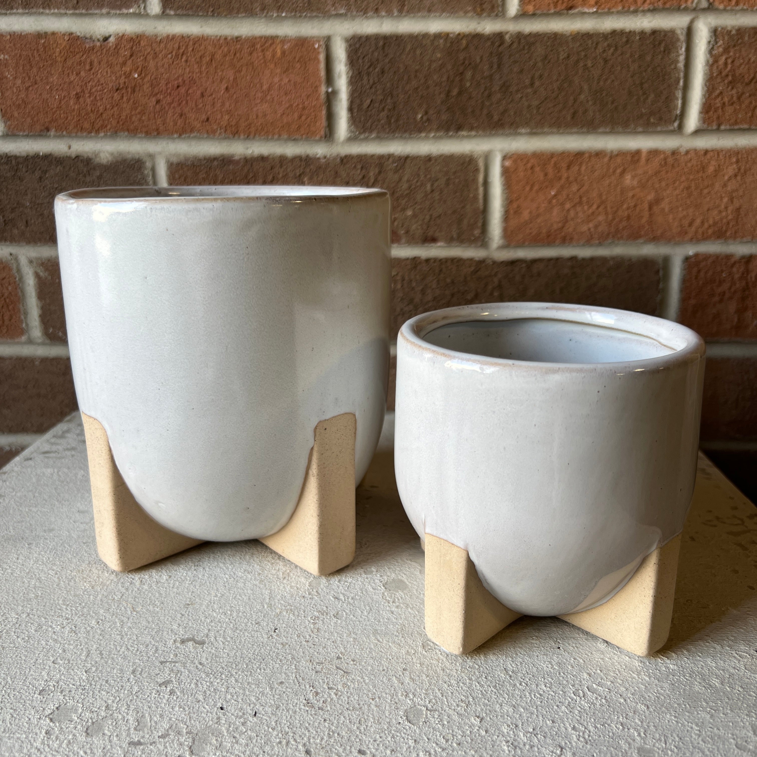 Ceramic Footed Mod Pot – Trove Warehouse
