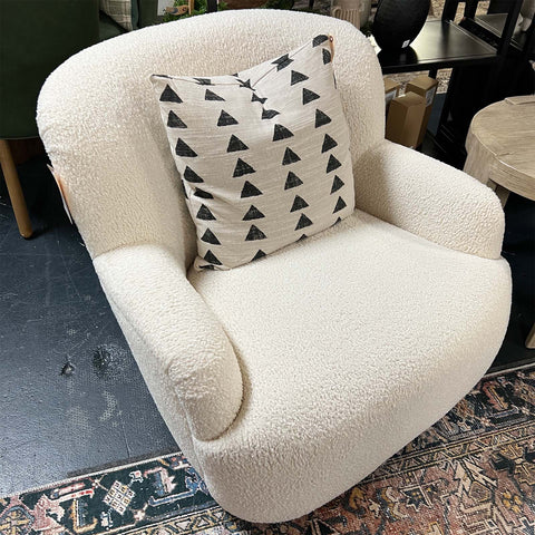 Blume Swivel Chair
