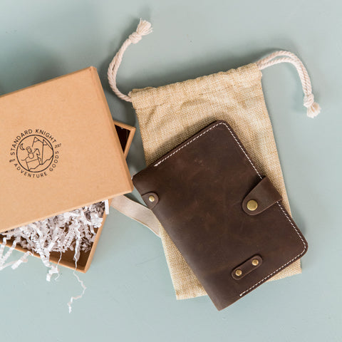 The Wanderer Field Notes & Passport Cover- Saddle Brown